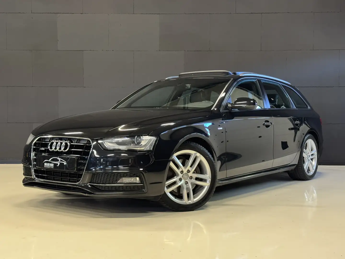 Audi A4 Avant 2.0 TFSI quattro Pro Line S 3x S-Line 211PK Schwarz - 1