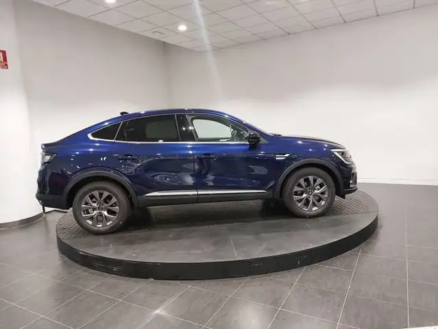 Renault Arkana view 4