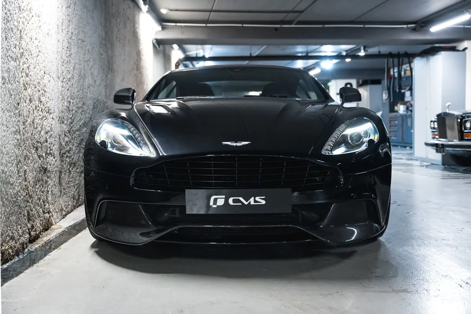 Aston Martin Vanquish Vanquish Coupé V12 576 ch Touchtronic 3 A Noir - 2