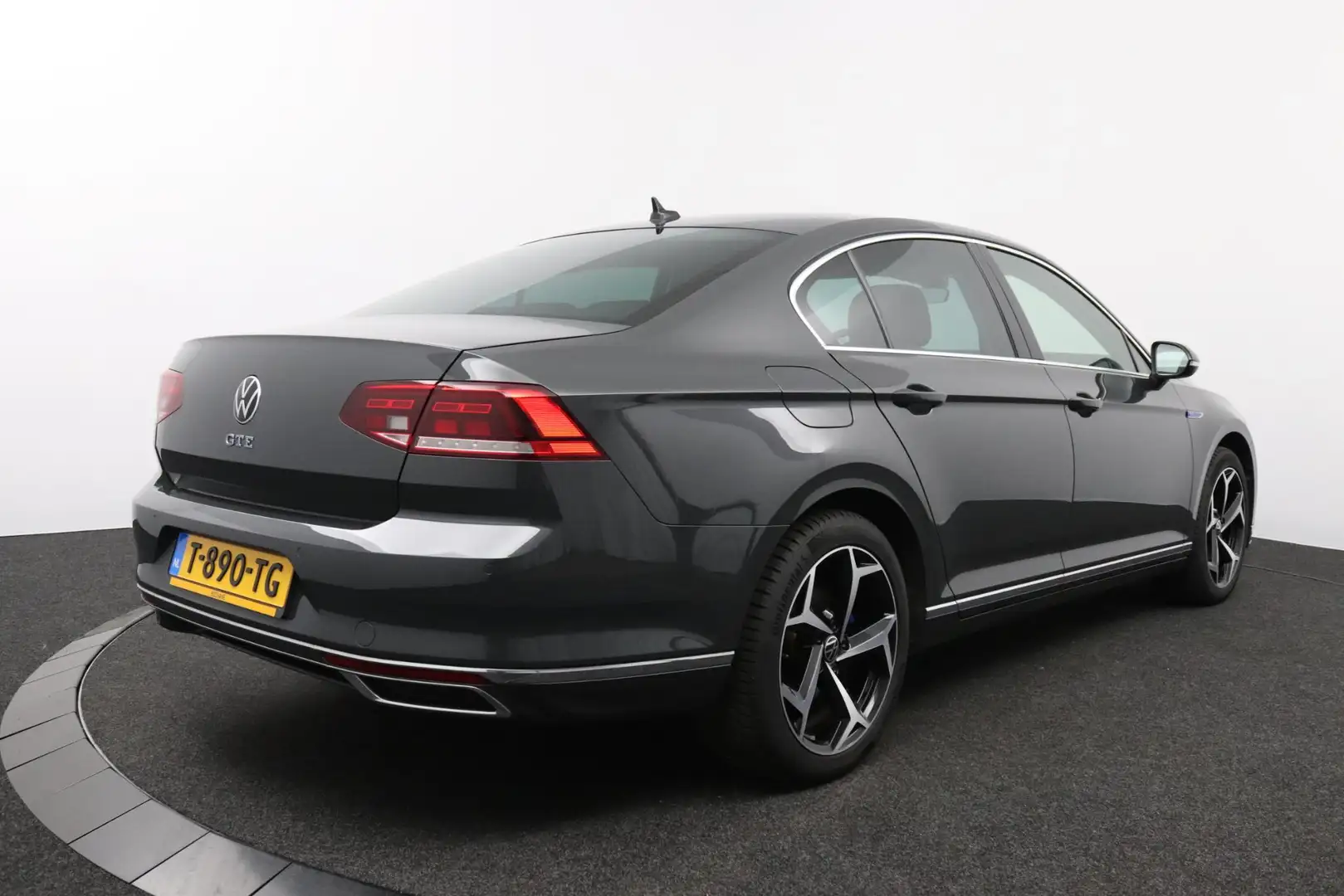 Volkswagen Passat 1.4 TSI PHEV GTE 218PK Business | Trekhaak| Comfor Gris - 2