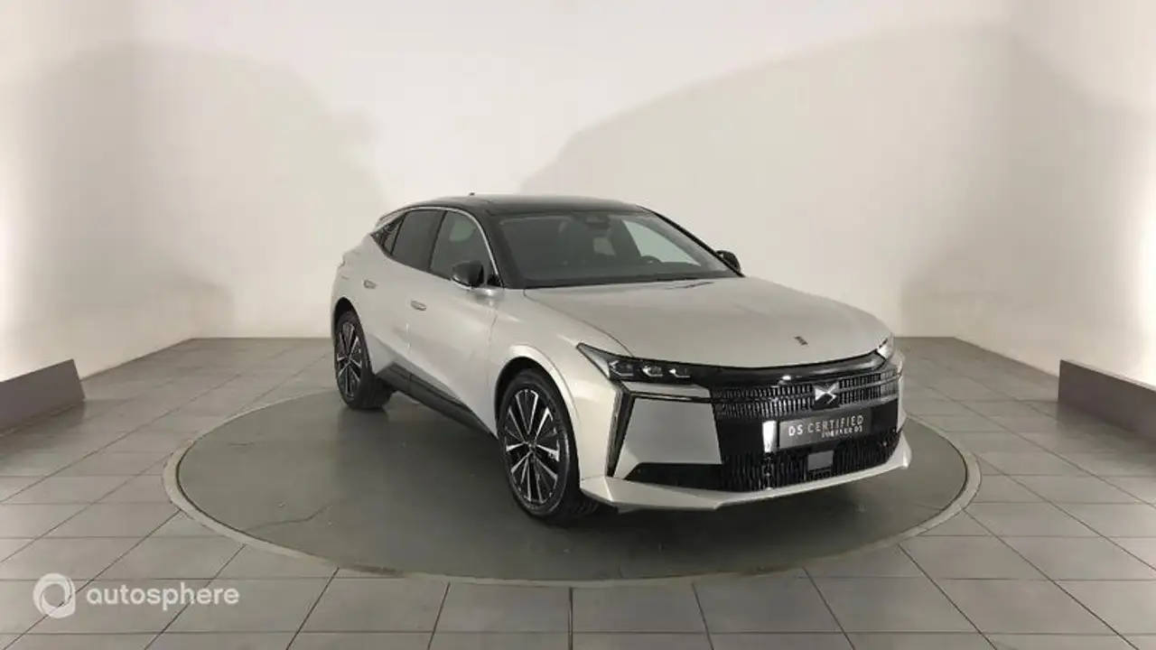 DS Automobiles N°4 2025