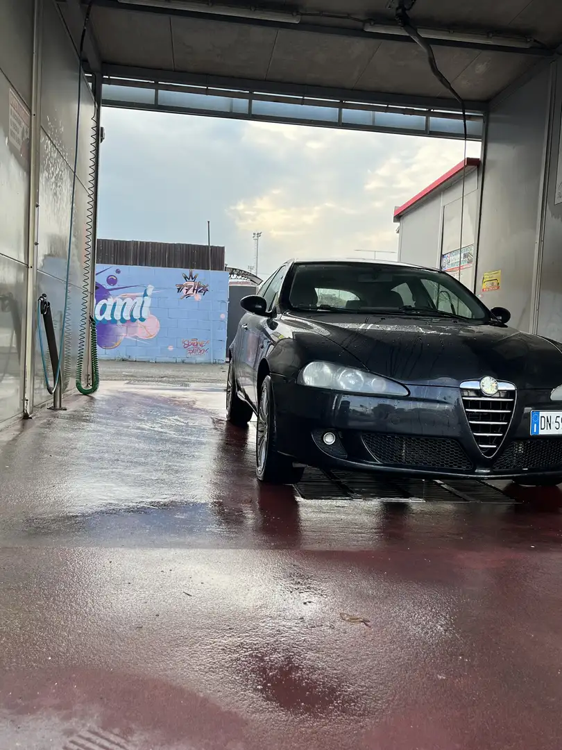 Alfa Romeo 147 GPL - 1