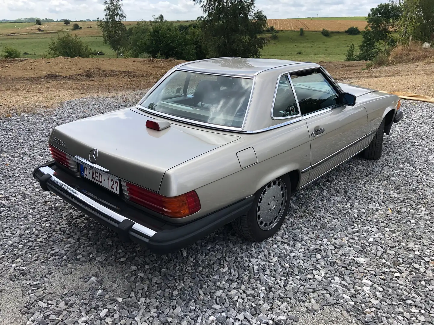 Mercedes-Benz SL 560 - 1