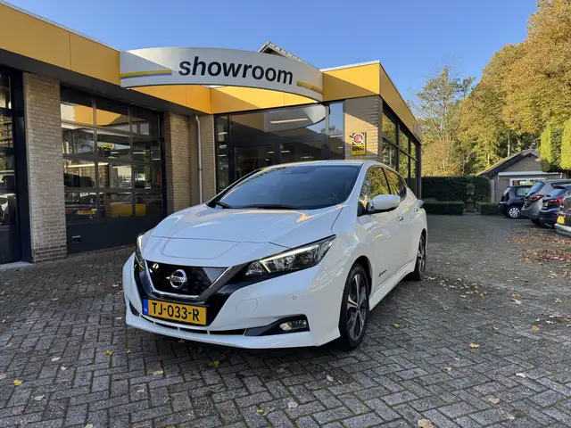 Nissan Leaf N-Connecta 40 kWh SOH 84% Navi Camera Carplay