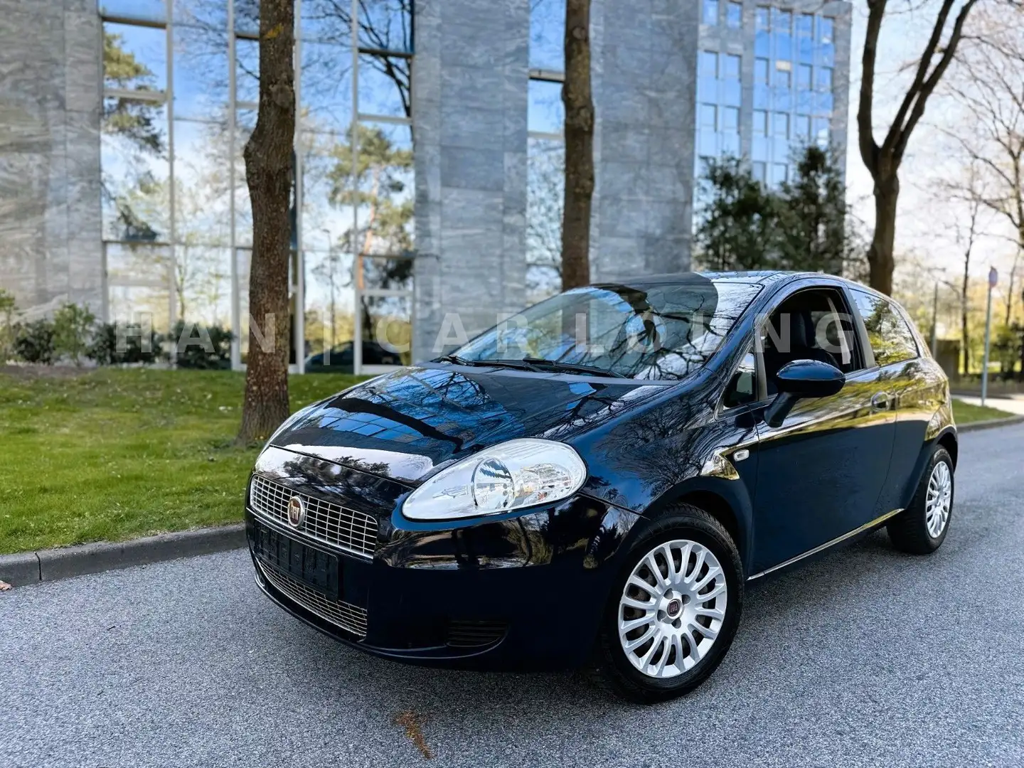 Fiat Punto 1.4 8V Dynamic*AUTOMATIK*AHK*KLIMA* Bleu - 1