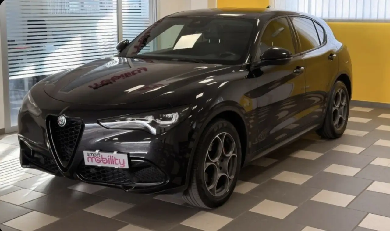 Alfa Romeo Stelvio 2023