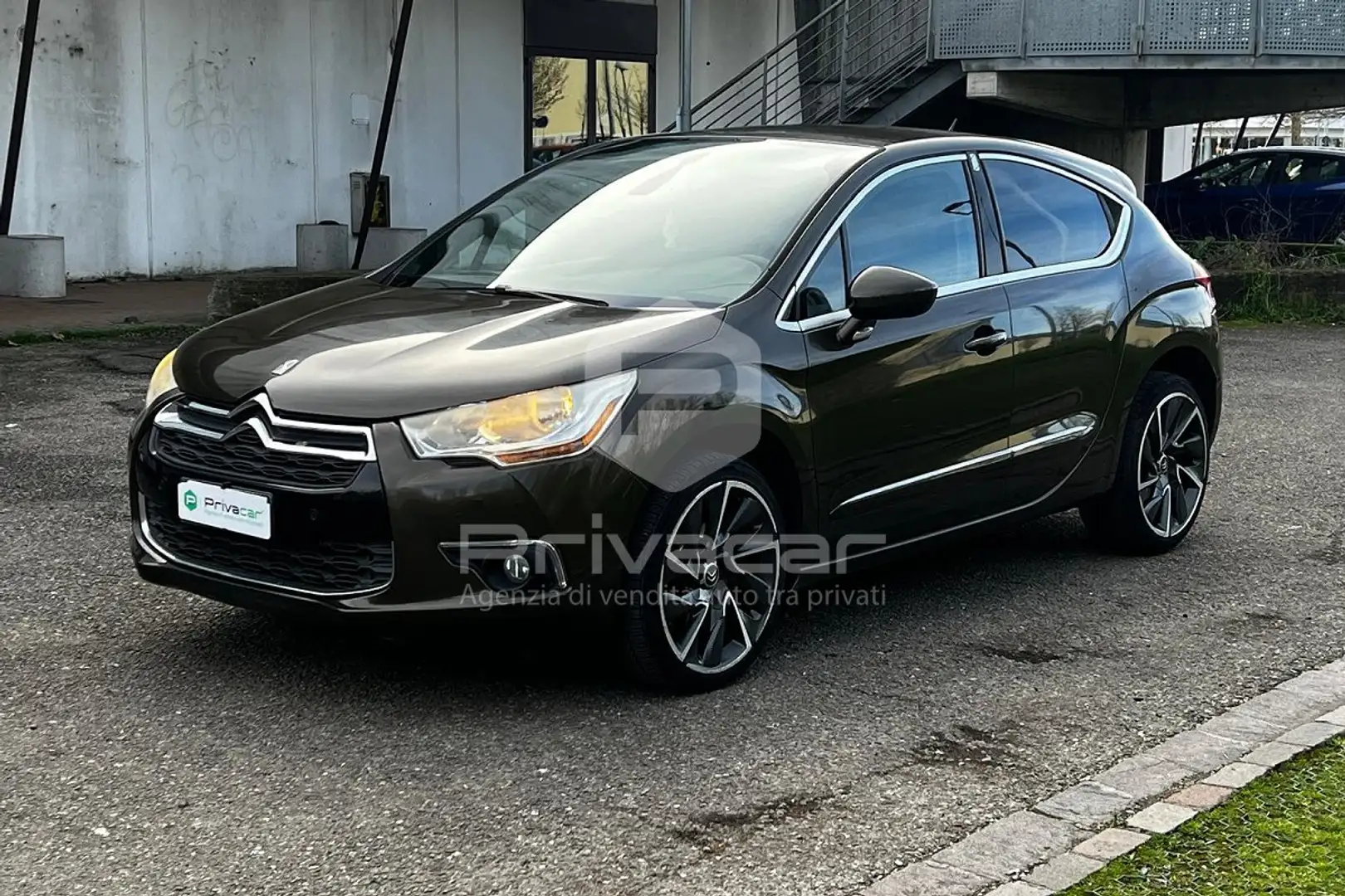 DS Automobiles DS 4 DS 4 2.0 HDi 160 aut. Pure Pearl - 1