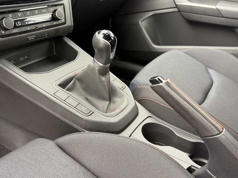 SEAT Ibiza FR Navi|Virtual|LED|PDC|Winter|Tempomat — photo 10