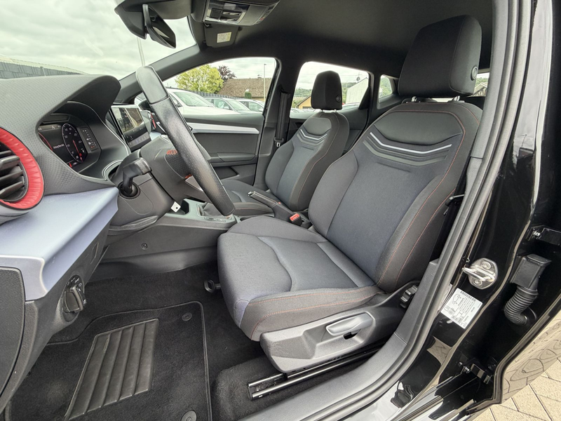 SEAT Ibiza FR Navi|Virtual|LED|PDC|Winter|Tempomat — photo 4