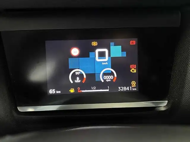 Citroen C4 view 12