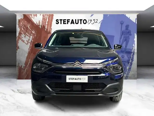 Citroen C4 view 2
