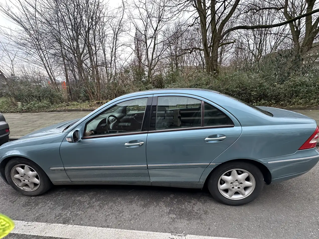 Mercedes-Benz C 200