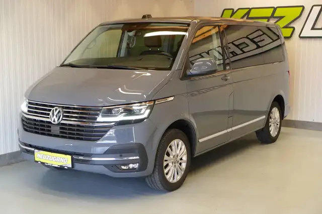 Volkswagen Multivan view 11