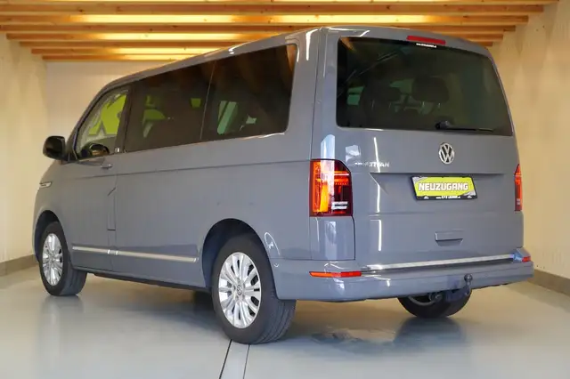 Volkswagen Multivan view 7