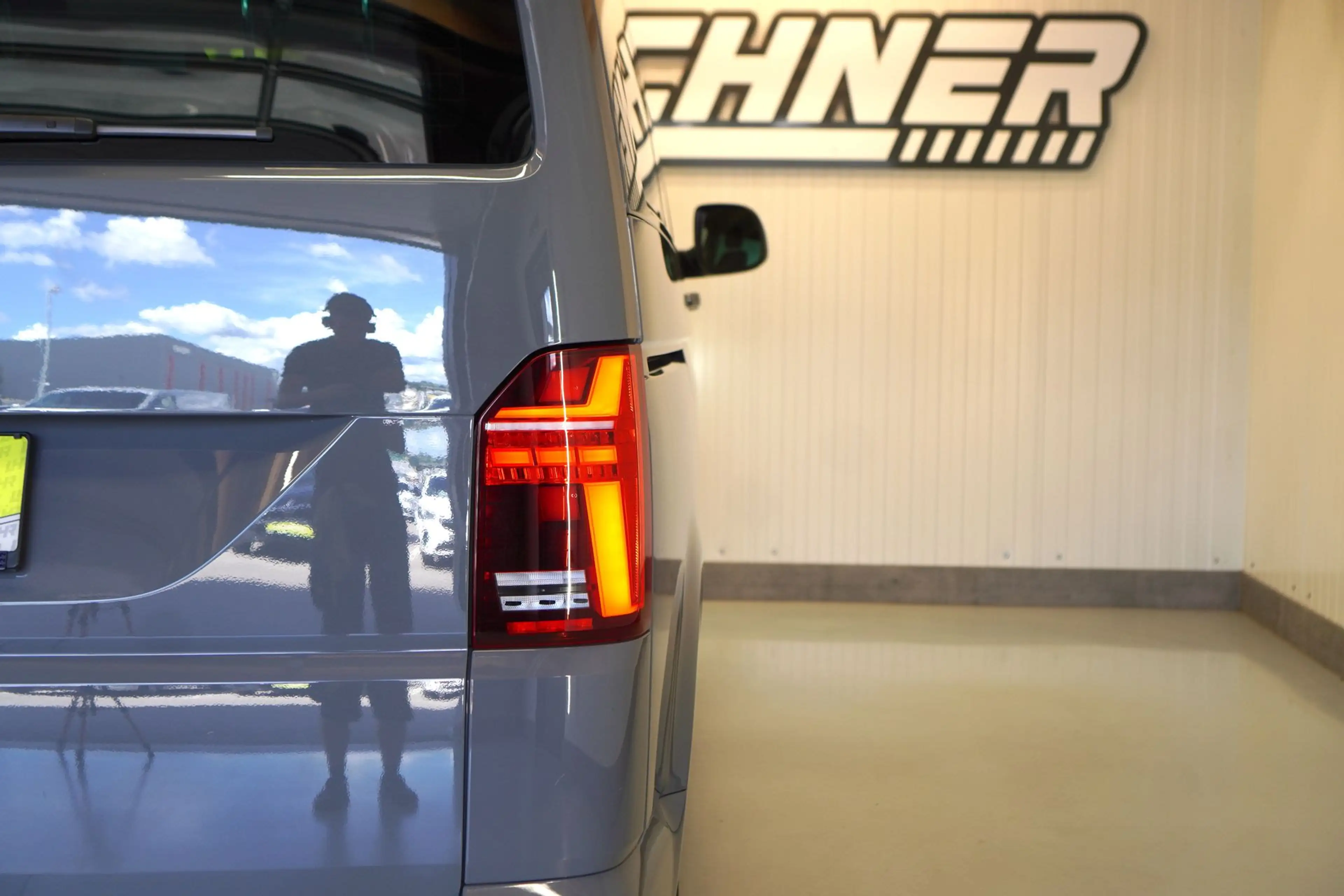 Volkswagen T6.1 Multivan 2,0 TDI "G6" AHK*SITZH*LED*NAVI*ACC — photo 6