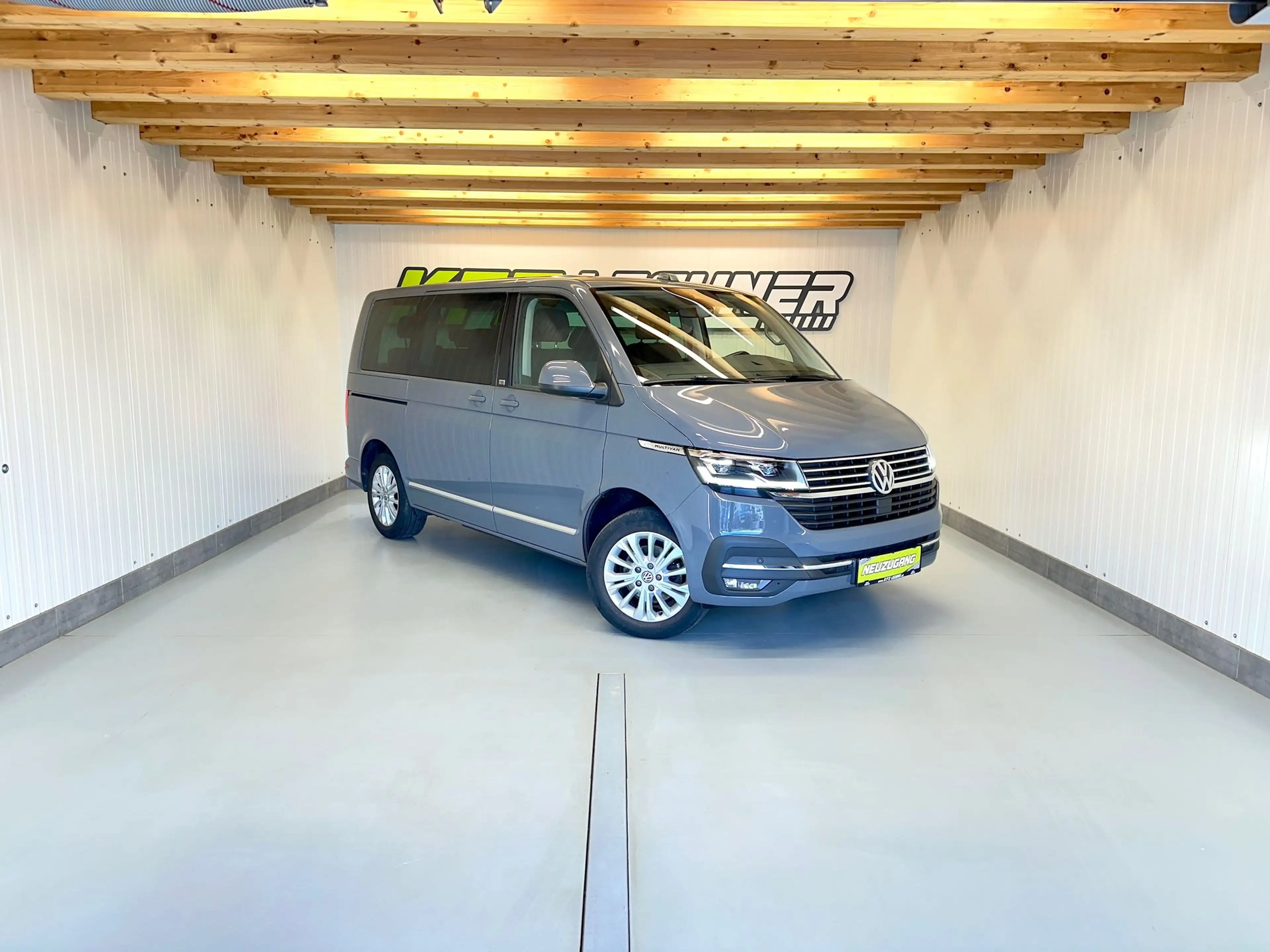 Volkswagen T6.1 Multivan 2,0 TDI "G6" AHK*SITZH*LED*NAVI*ACC
