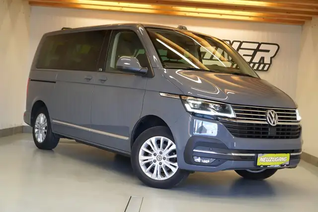 Volkswagen Multivan view 3