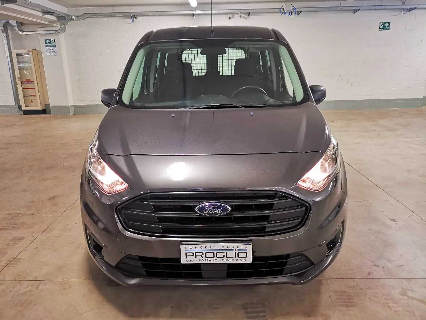 Ford Tourneo Connect 2ªs N1 5 POSTI 1.5 TDCi 120 CV Titanium Grigio - 2