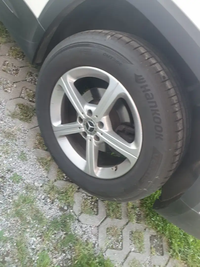 Mercedes-Benz GLB 180 d Aut. - 2