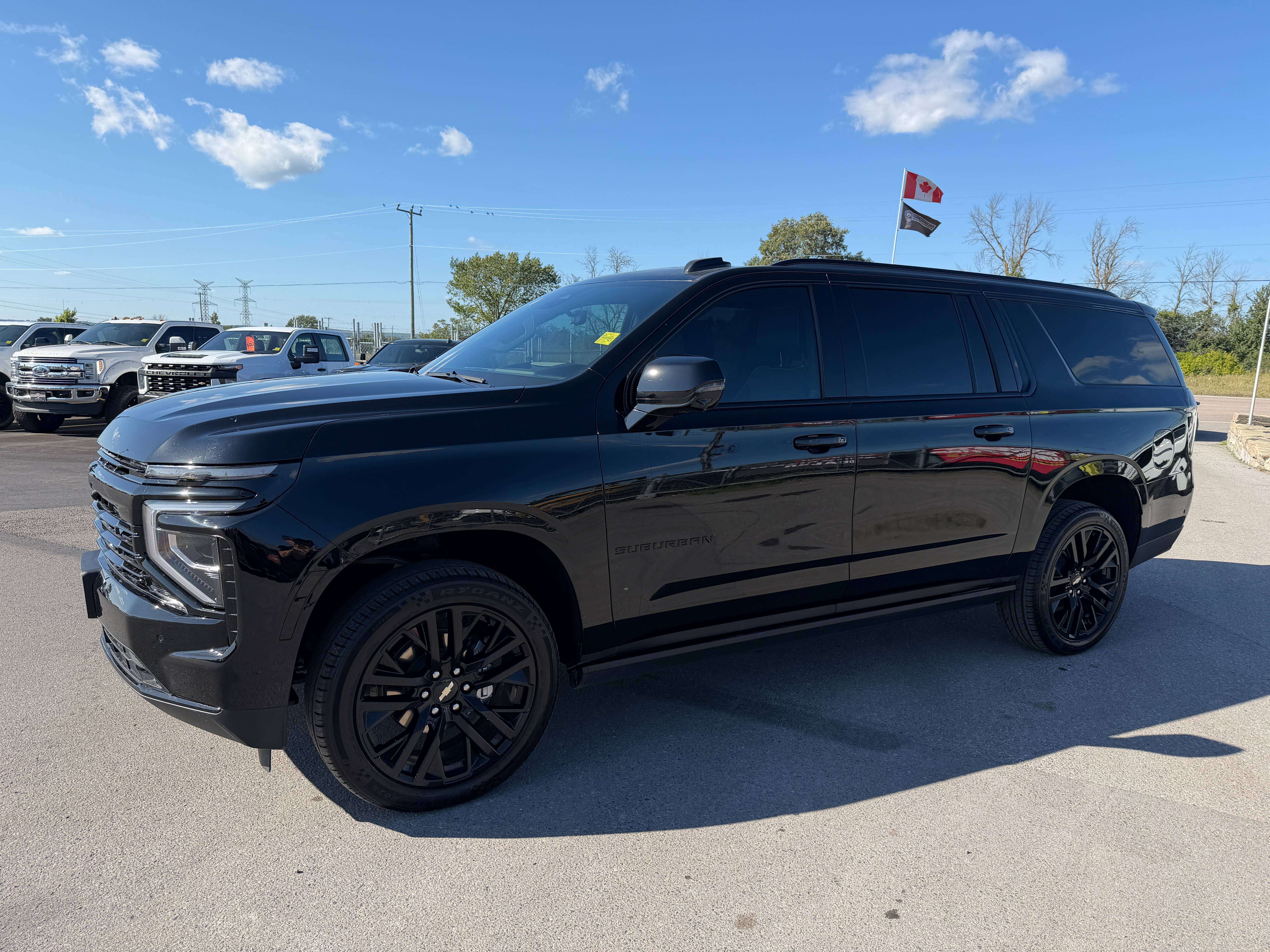 2025 Chevrolet Suburban Premier — снимка 1