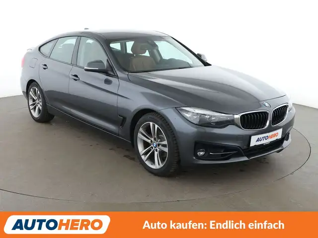 BMW 3 Series view 8