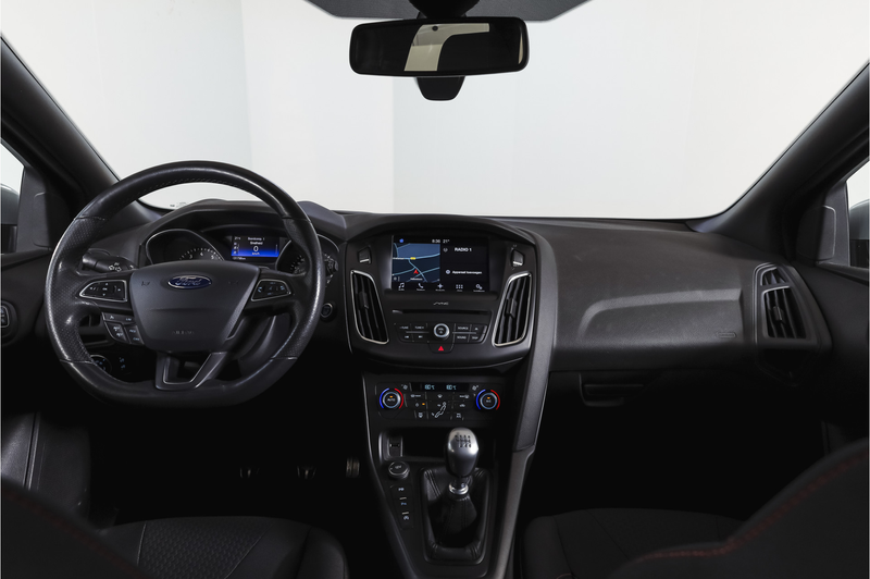 Ford Focus Wagon 1.5 150 PK ST-Line Orig. NL | NAP | Cruise | — photo 3