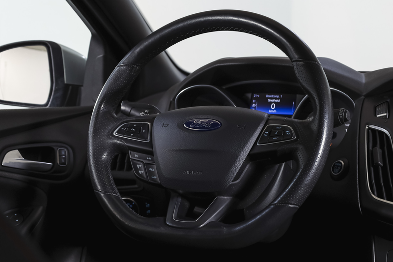 Ford Focus Wagon 1.5 150 PK ST-Line Orig. NL | NAP | Cruise | — photo 9