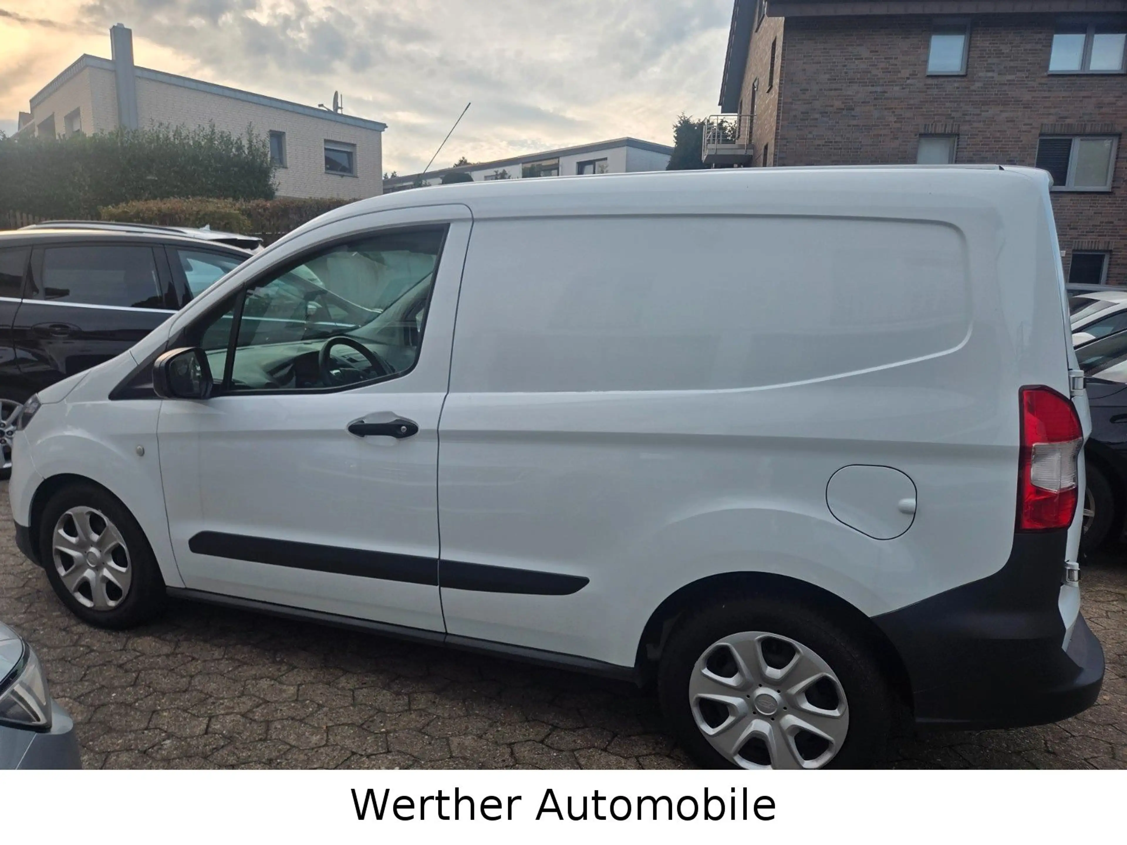 Ford Transit Courier Trend/ Klima 96000KM — photo 3