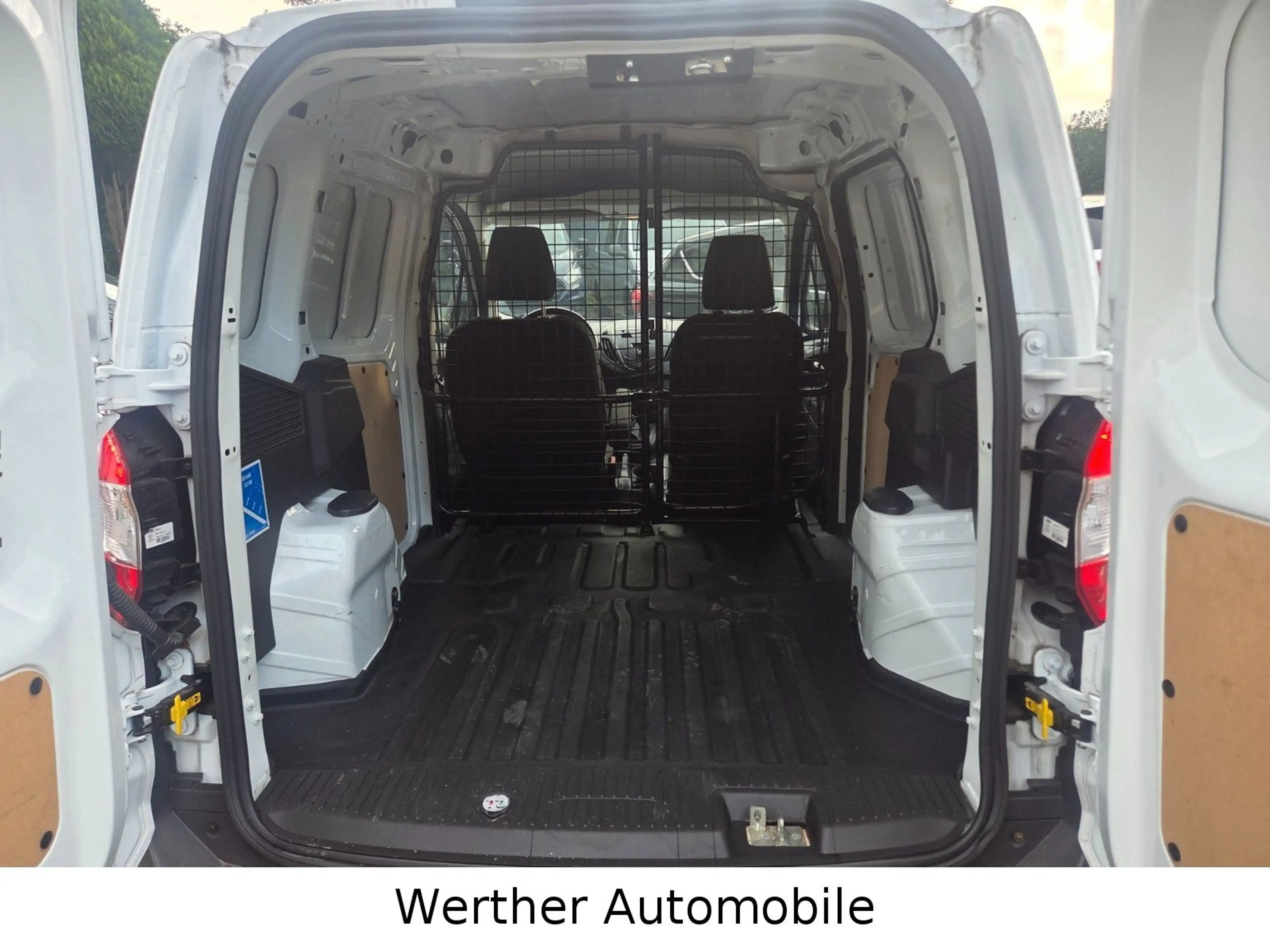 Ford Transit Courier Trend/ Klima 96000KM — photo 14
