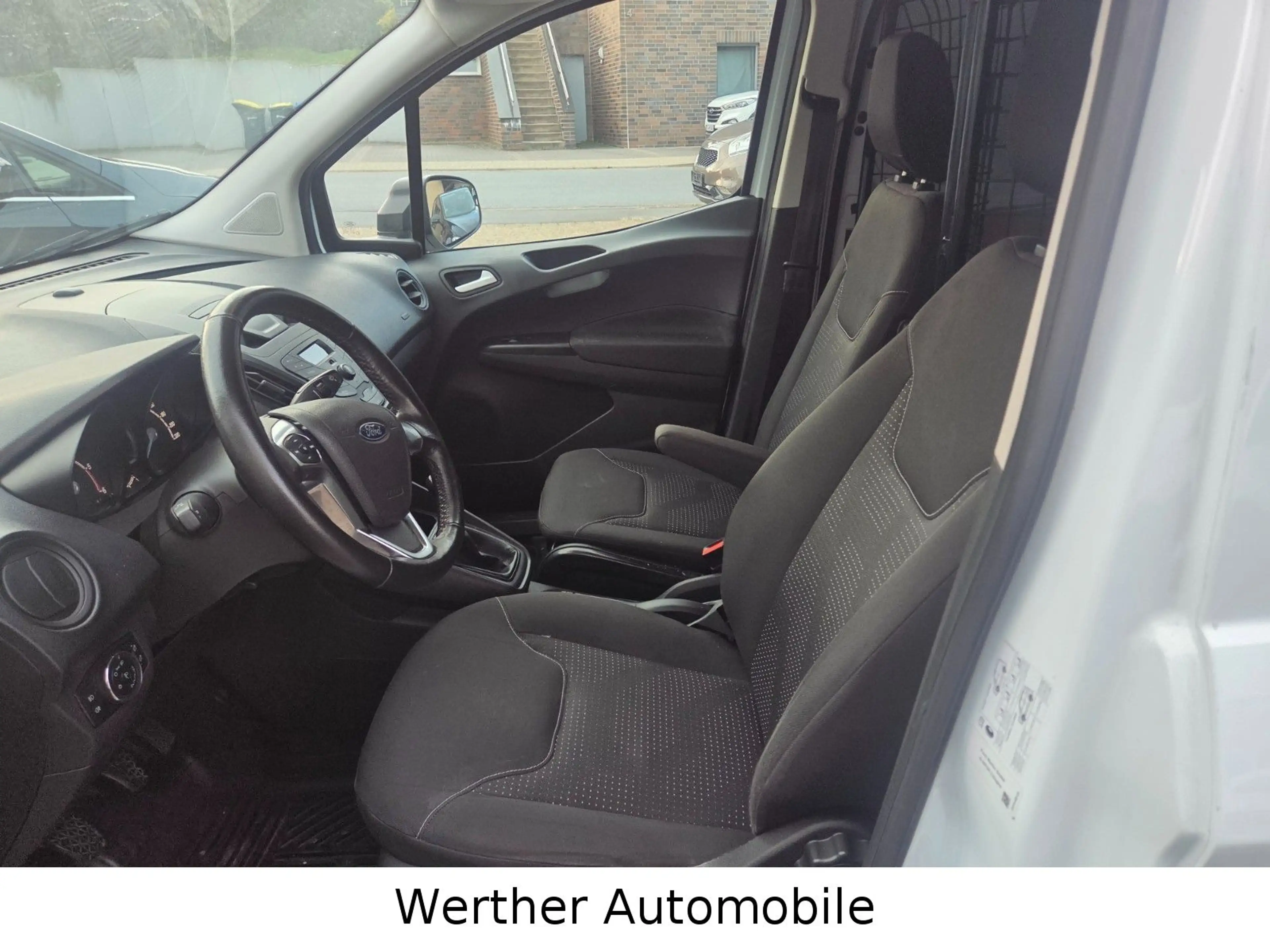 Ford Transit Courier Trend/ Klima 96000KM — photo 11