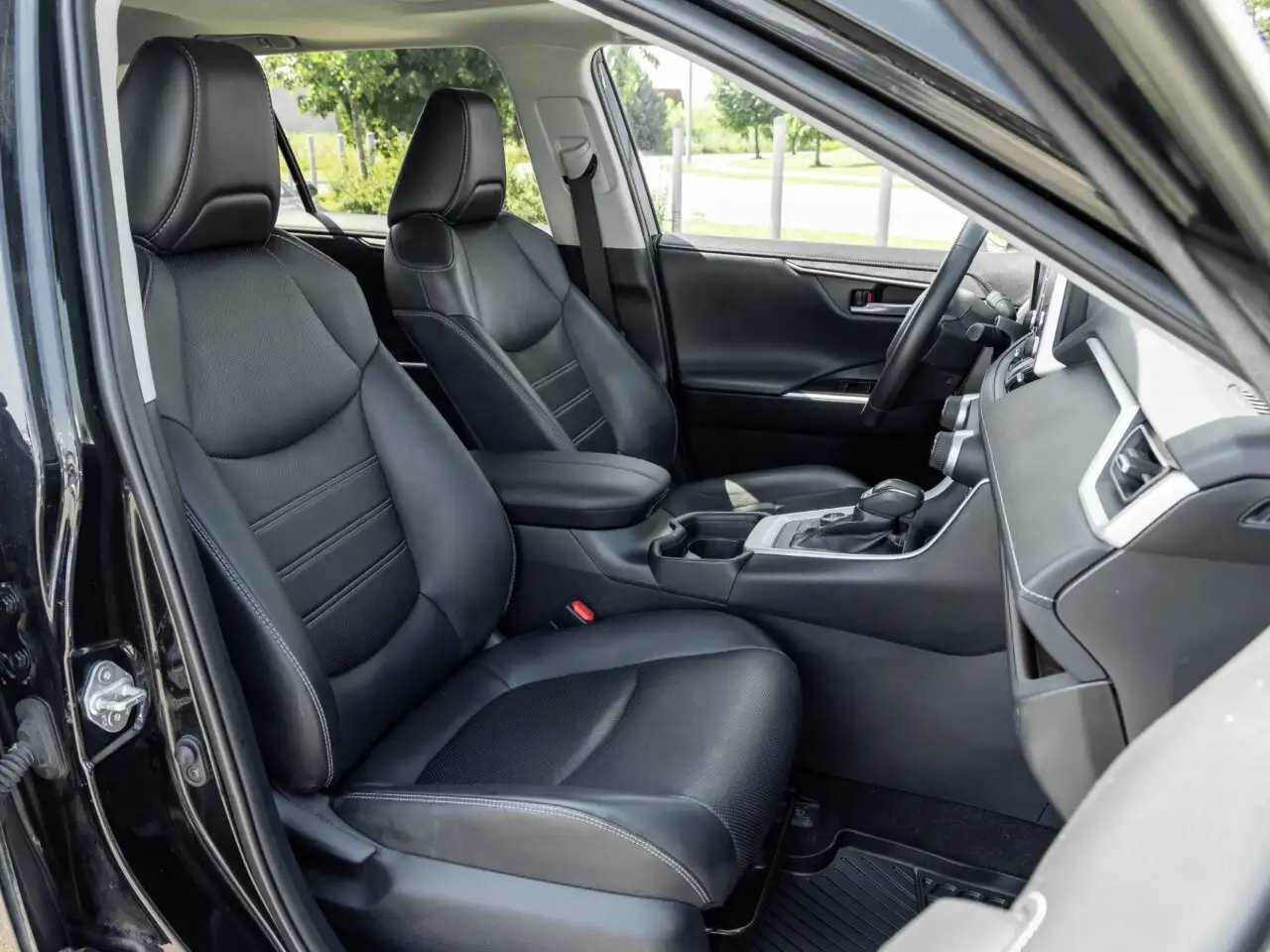 Toyota RAV 4 photo Toyota RAV 4