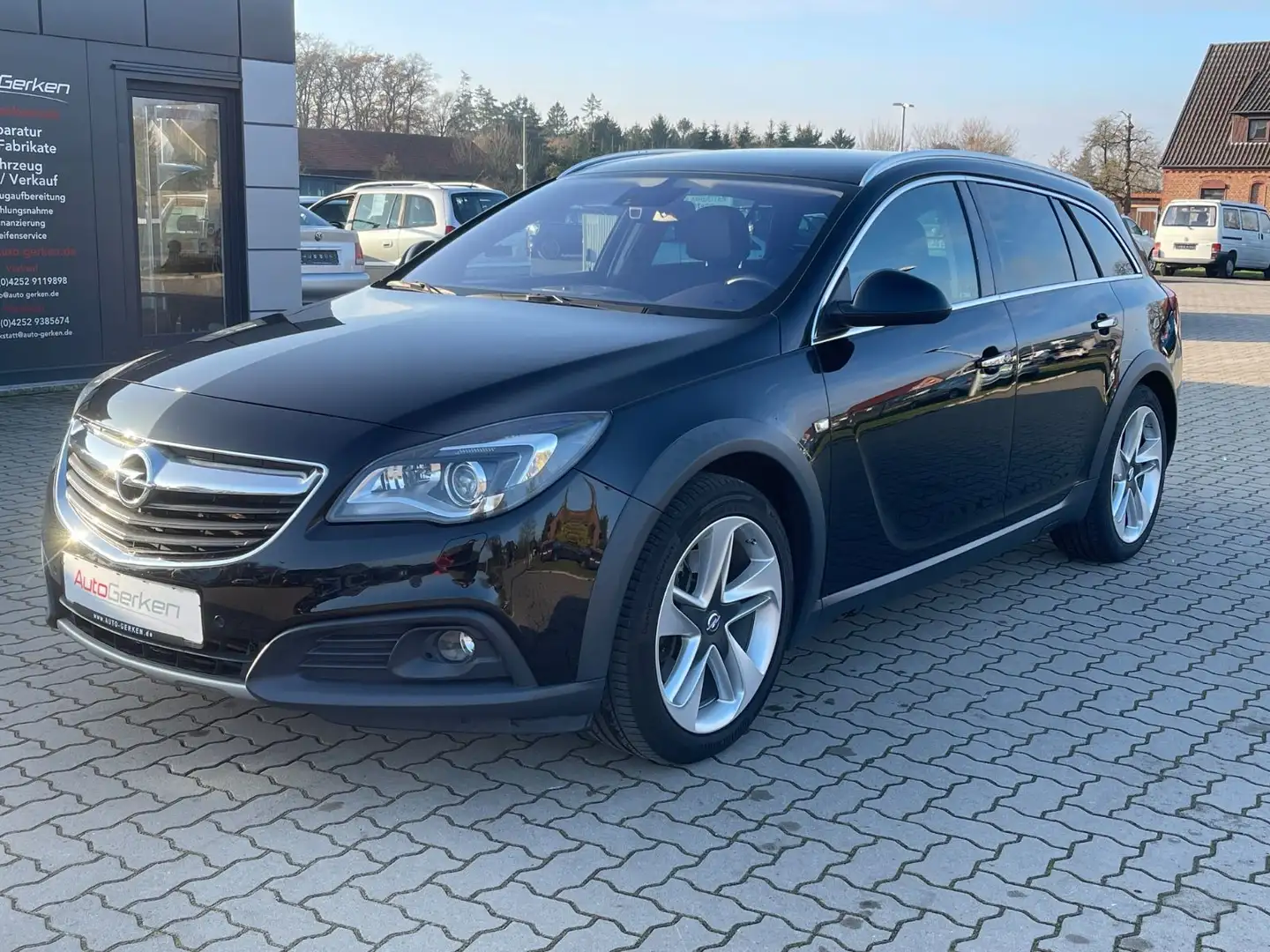 Opel Insignia Country Tourer 2.0 T 4x4 AFL 19 Zoll Noir - 2