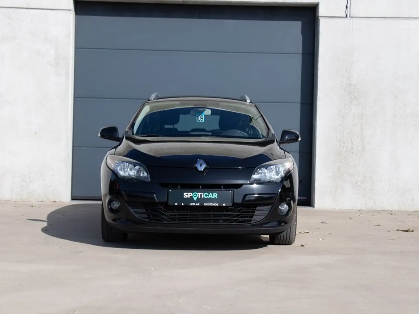 Renault Megane ST|1.5 MT6 110PK|SENSOREN|NAVI|CRUISE CONTROL Zwart - 2