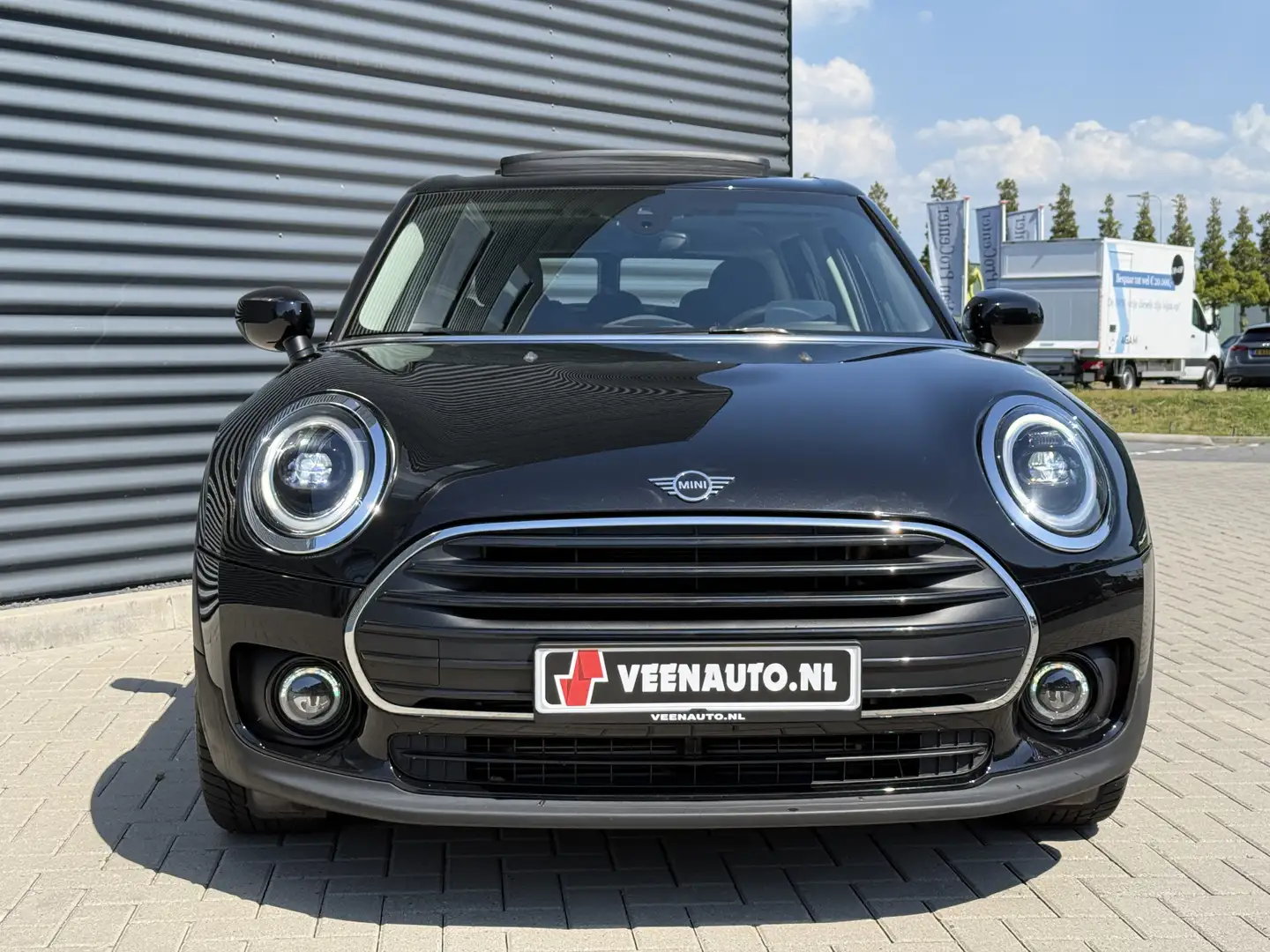 MINI Cooper Clubman 1.5 One Pano/Apple/Navi/Leder Noir - 2