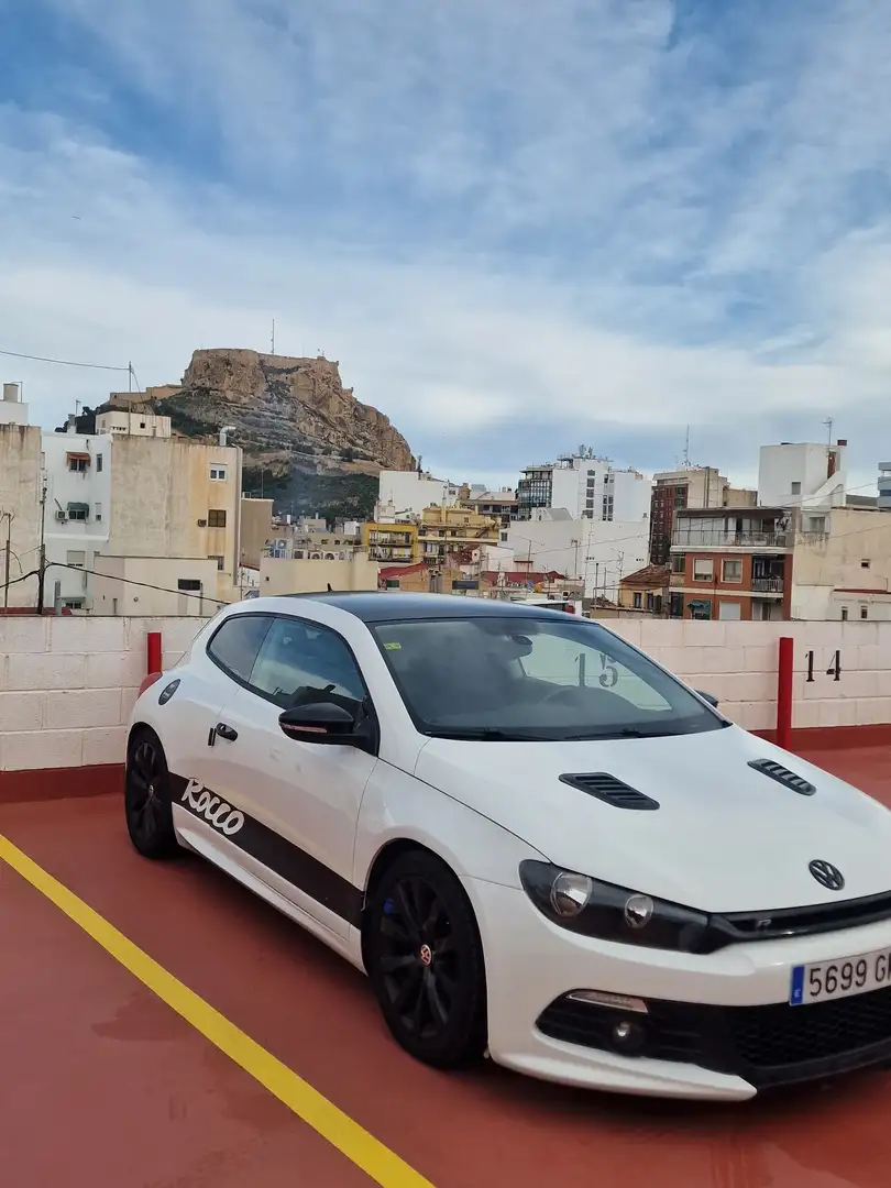 Volkswagen Scirocco 1.4 TSI 160 - 1