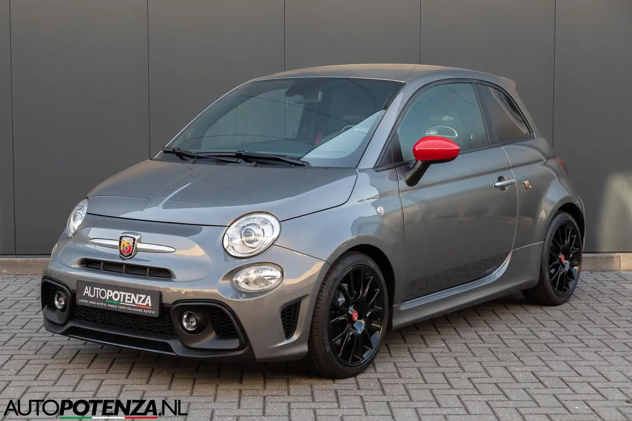 Abarth 595 2022
