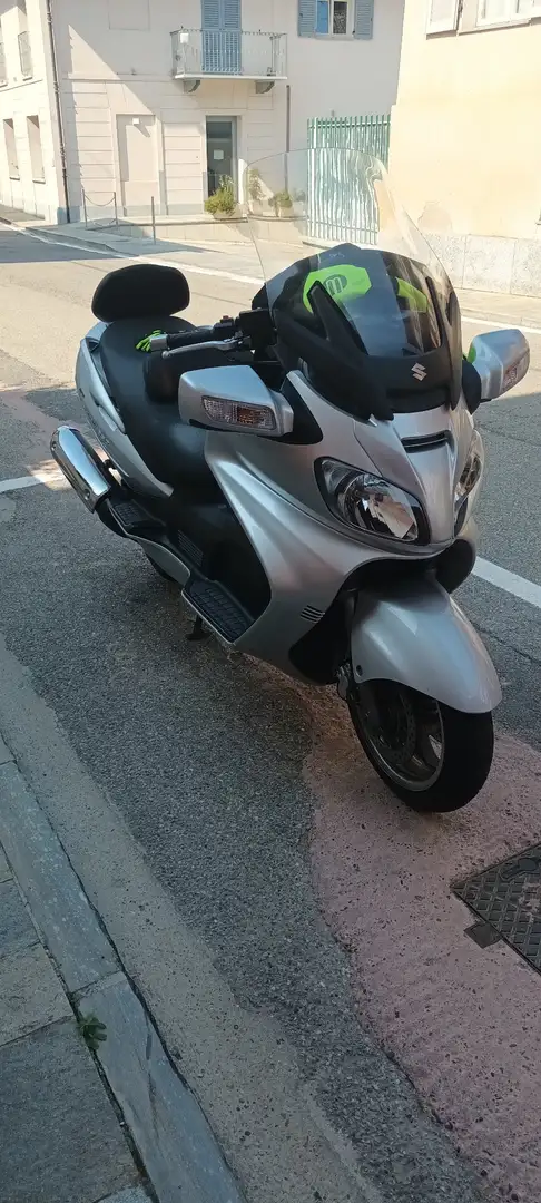 Suzuki Burgman 650 executive abs Gris - 1