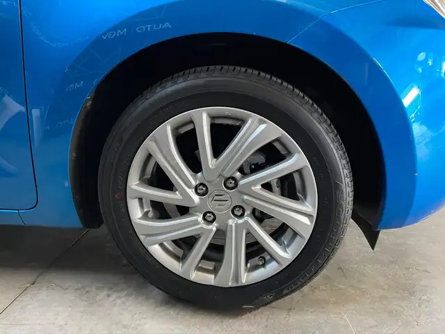 Suzuki Swift view 15