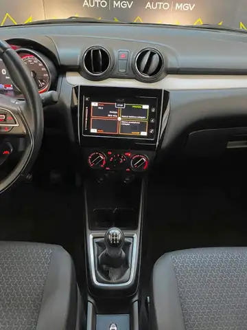 Suzuki Swift view 13