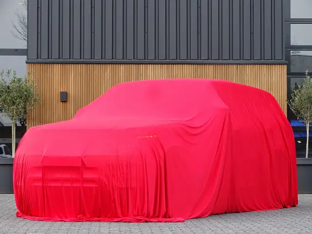 Land Rover Defender 110 2.0 P400e 404PK 110 SE / LED