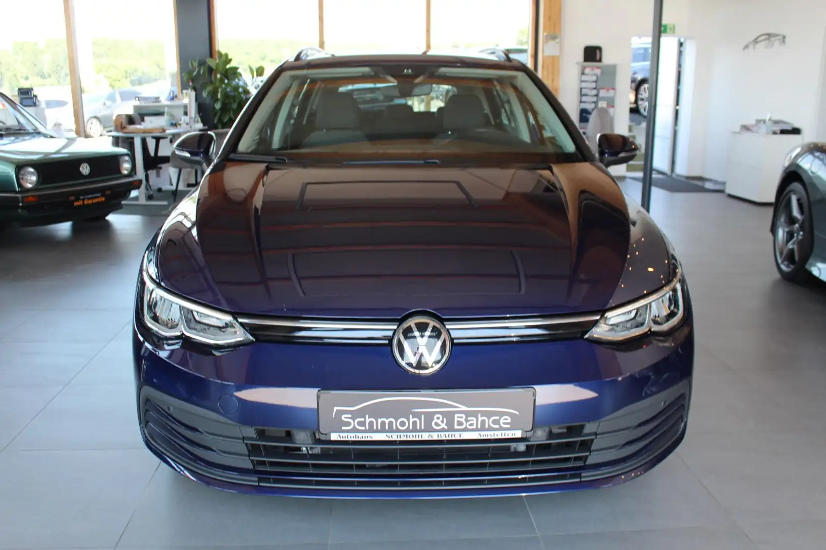 Volkswagen Golf VIII Variant 1.0 eTSI DSG Life Blau - 2