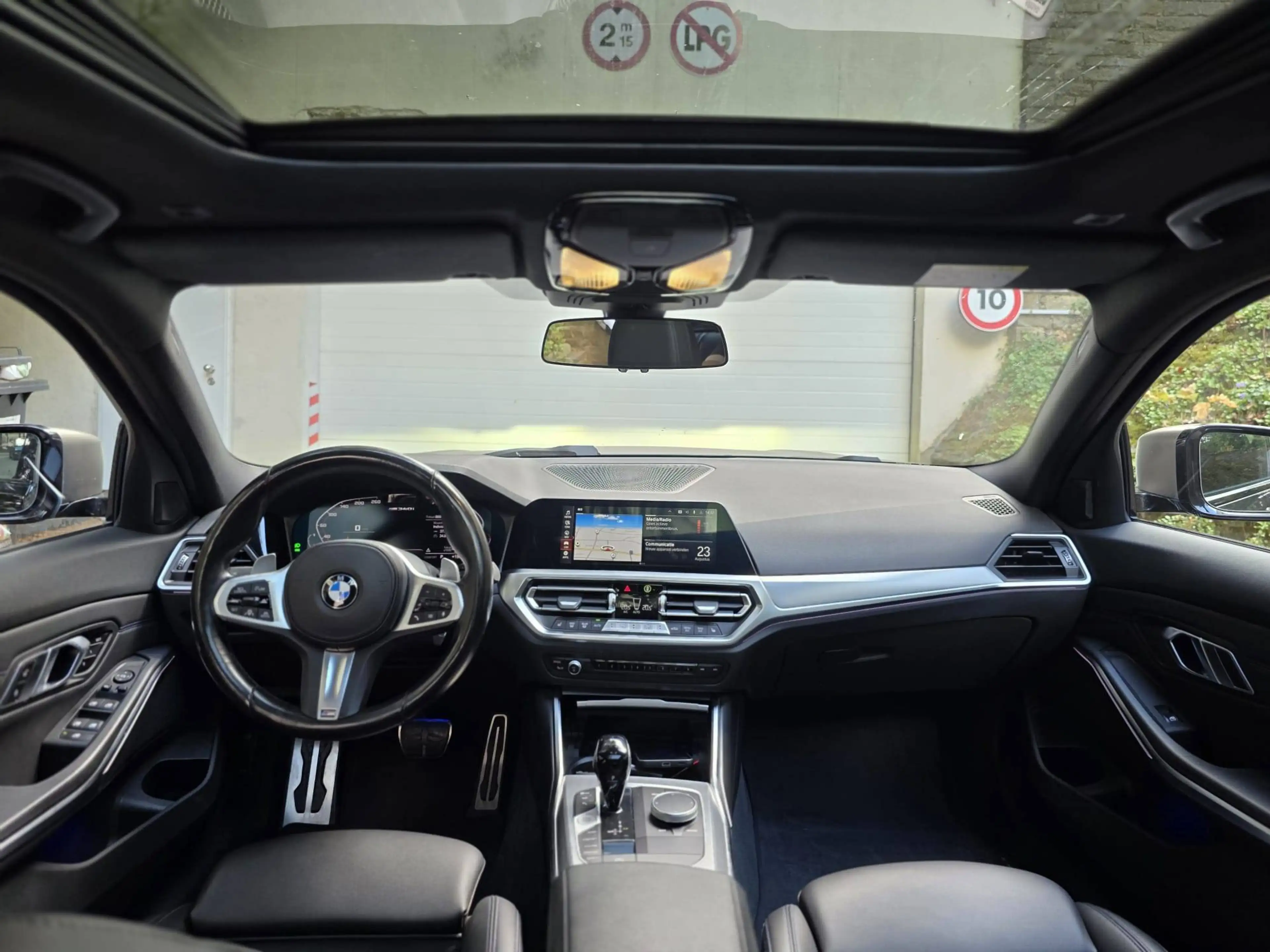 BMW 340 M340i Pano M Pack 360 — photo 13