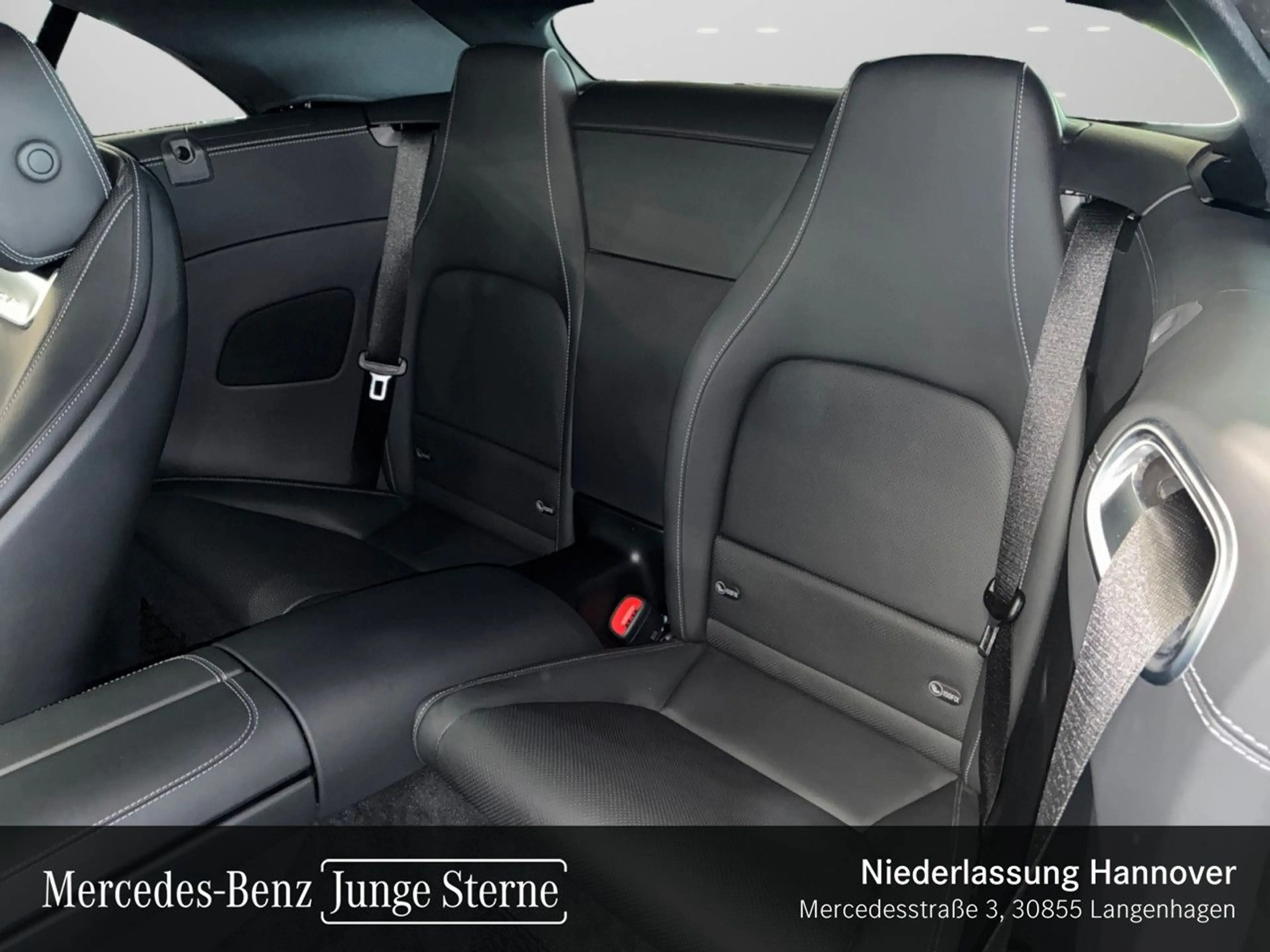 Mercedes-Benz SL 43 AMG Cab. WideScreen Burmester Distr+ HUD PTS — photo 11