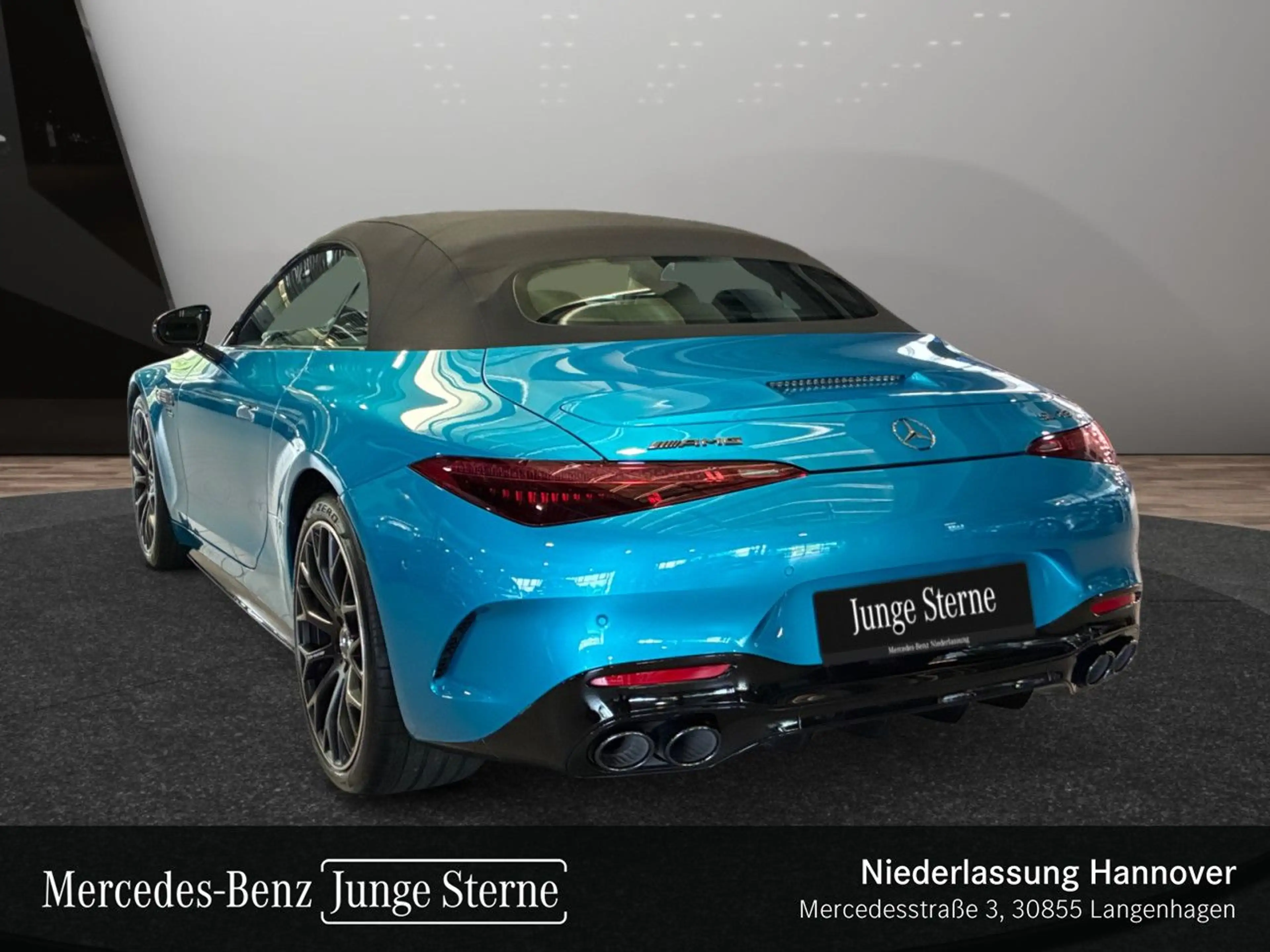 Mercedes-Benz SL 43 AMG Cab. WideScreen Burmester Distr+ HUD PTS — photo 9