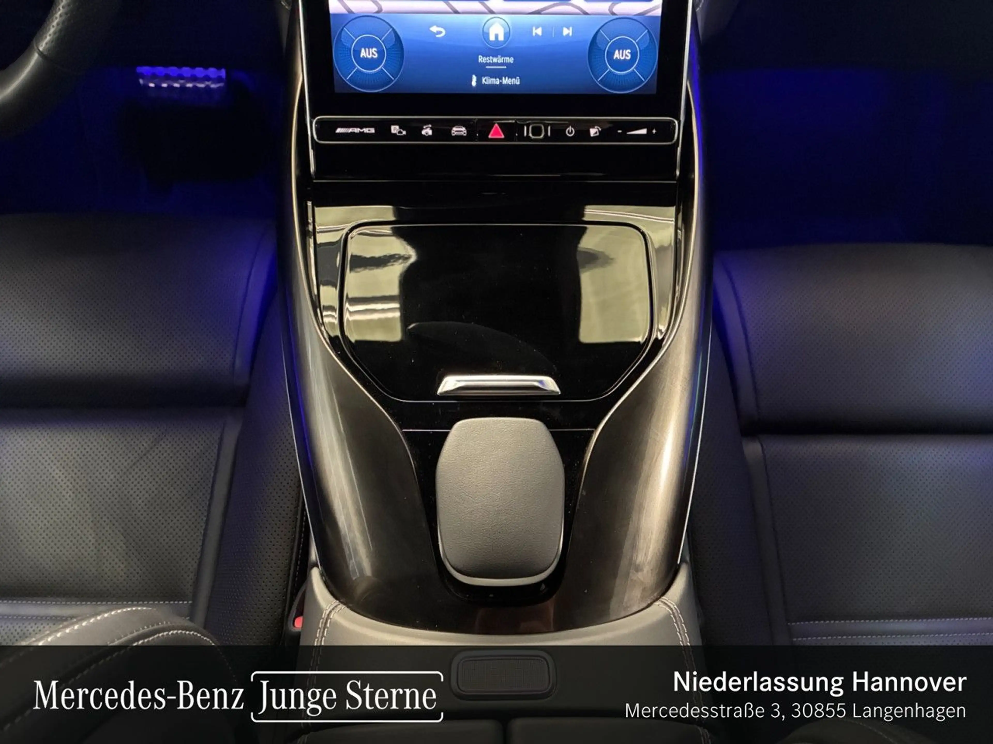 Mercedes-Benz SL 43 AMG Cab. WideScreen Burmester Distr+ HUD PTS — photo 14