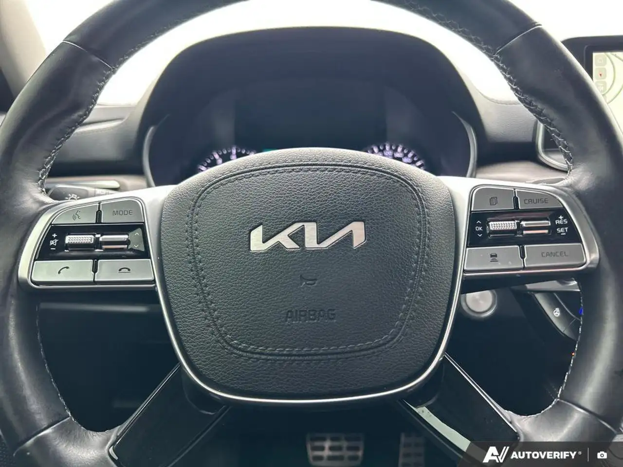 Kia Telluride снимка Kia Telluride