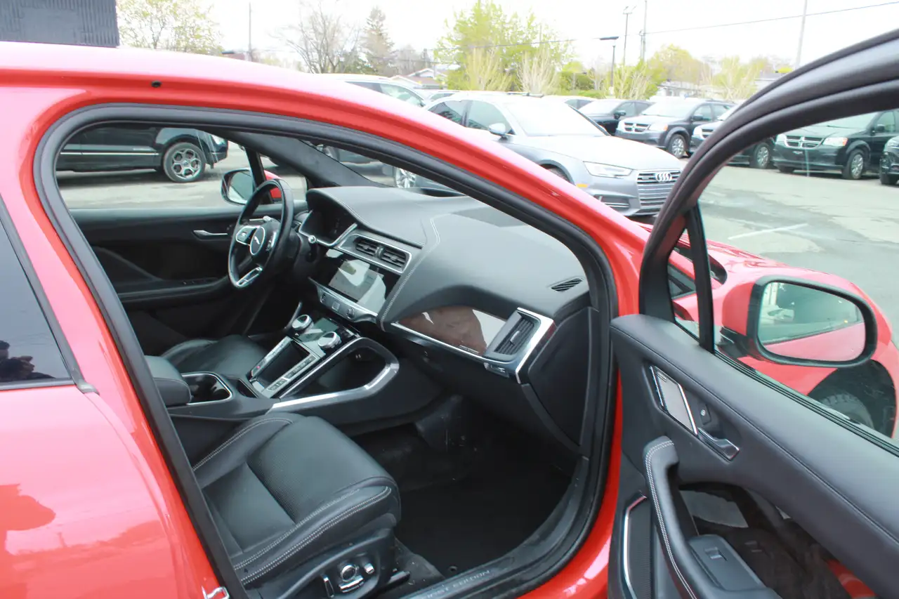 Jaguar I-Pace photo Jaguar I-Pace