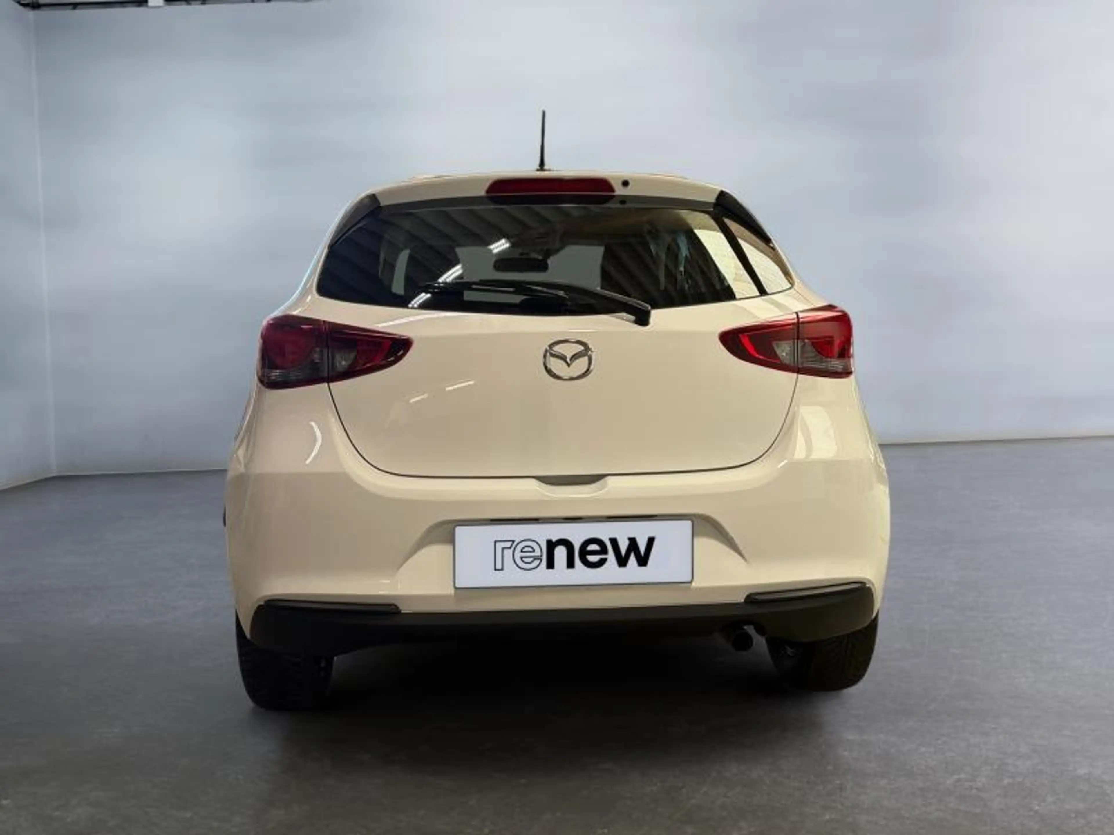 Mazda 2 II | 1.5 essence 75cv | GPS | Bluetooth — photo 8