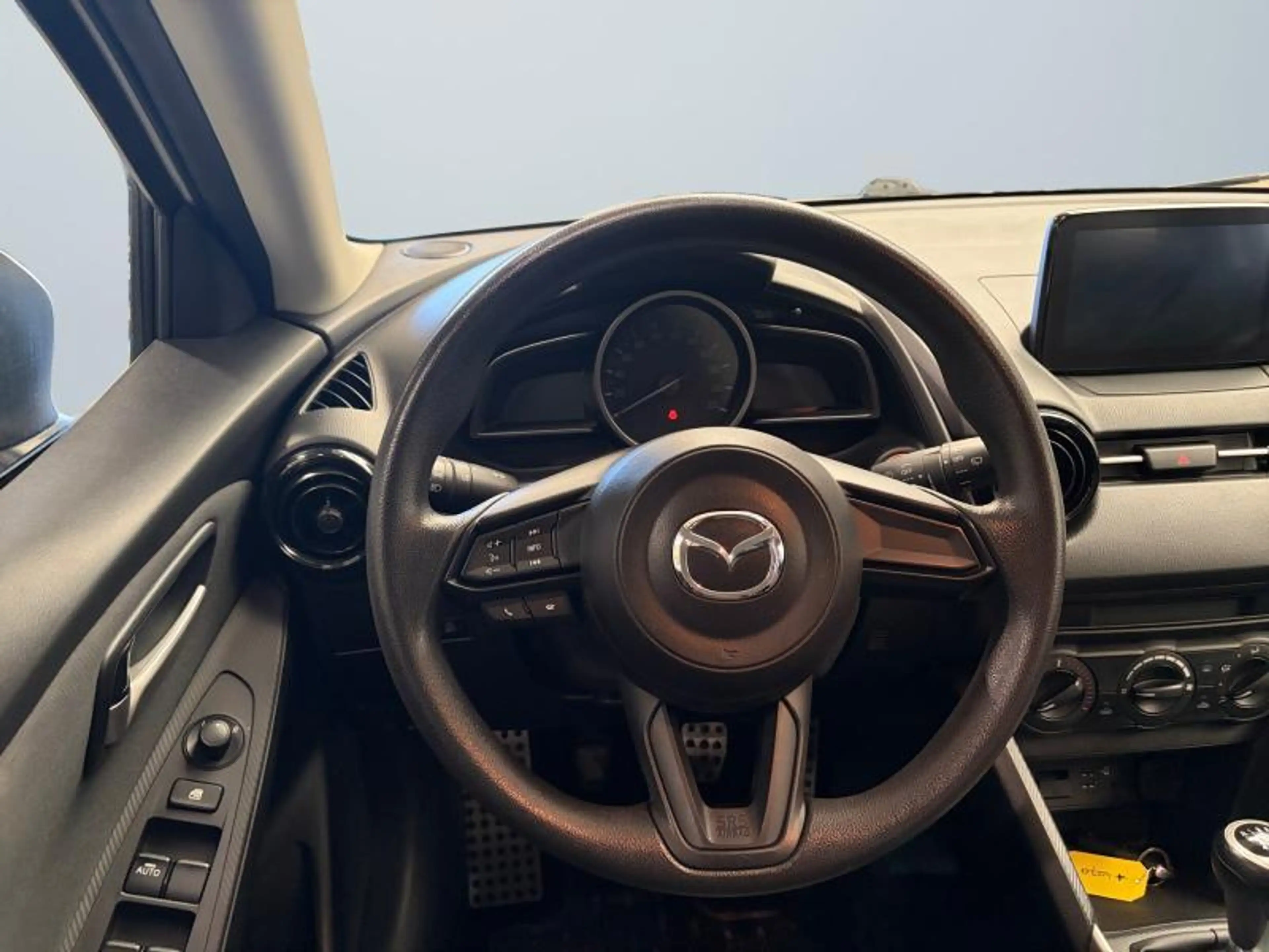 Mazda 2 II | 1.5 essence 75cv | GPS | Bluetooth — photo 13