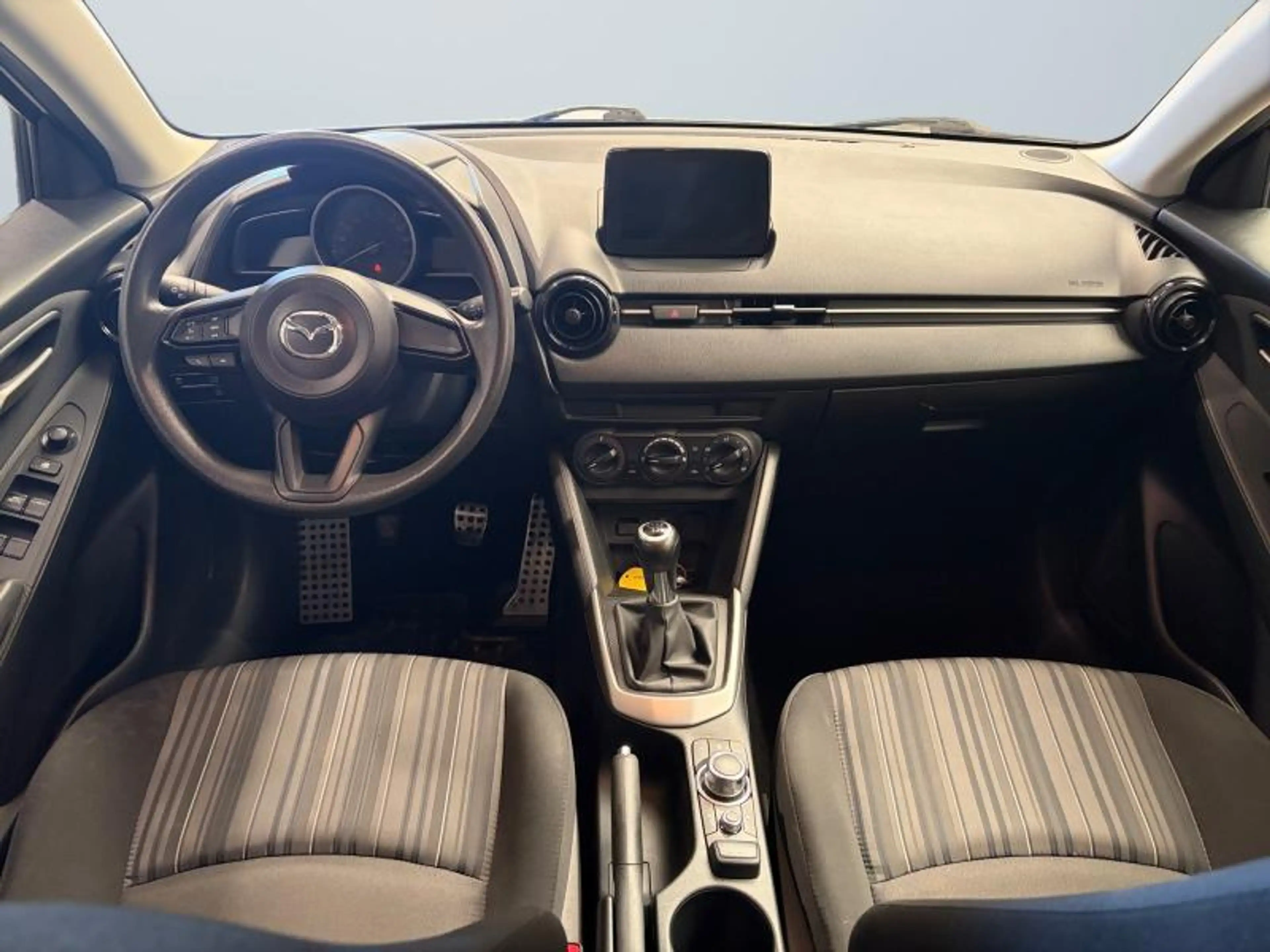 Mazda 2 II | 1.5 essence 75cv | GPS | Bluetooth — photo 12